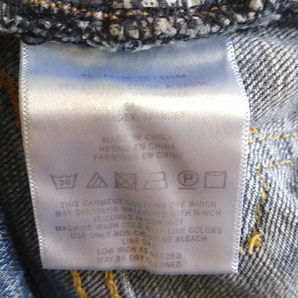 Anthropologie Pilcro and the‎ Letterpress Hyphen denim jean shorts 27